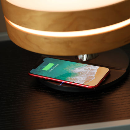 مصباح دائري بمكبر Bluetooth وشحن لاسلكي