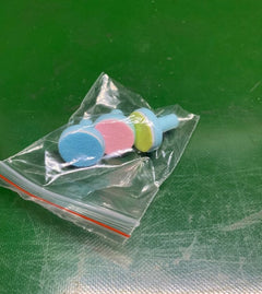 3 رؤوس منفصلة